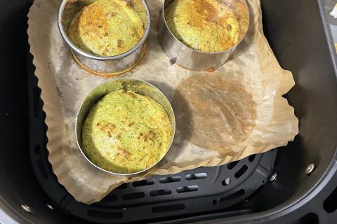 Cliquez pour zoomer ! Galettes de brocolis Thermomix par titi37100