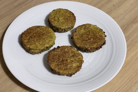 Cliquez pour zoomer ! Galettes de brocolis Thermomix par titi37100