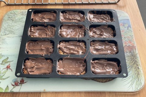 Cliquez pour zoomer ! Barres de céréales à l’avoine, noisettes, banane et chocolat Thermomix par titi37100