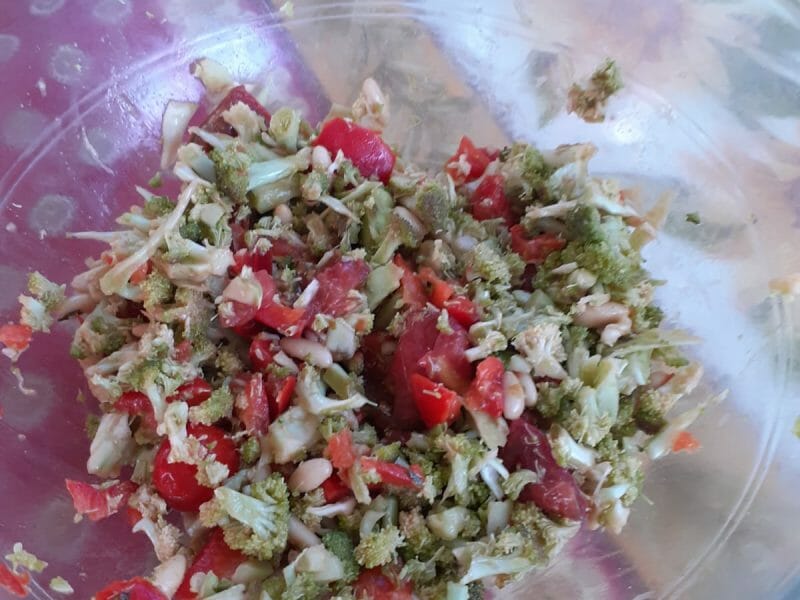 Cliquez pour zoomer ! Salade de brocolis Thermomix par Francoise01