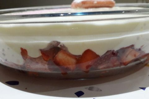 Cliquez pour zoomer ! Délices fraises et chocolat blanc Thermomix par Nel03