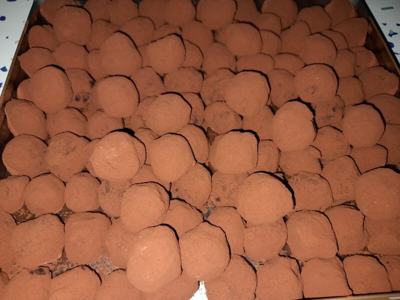 Cliquez pour zoomer ! Truffes au rhum et à la cannelle Thermomix par Nel03