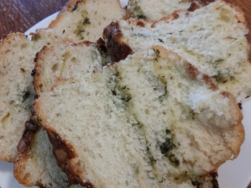 Cliquez pour zoomer ! Pain à l’ail, persil et mozzarella Thermomix par Nel03
