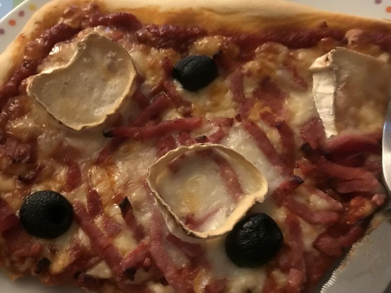 Cliquez pour zoomer ! Pâte à pizza Thermomix par Laura-35