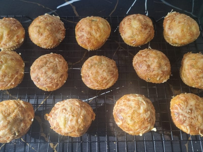 Cliquez pour zoomer ! Muffins courgettes et pesto Thermomix par gusparo