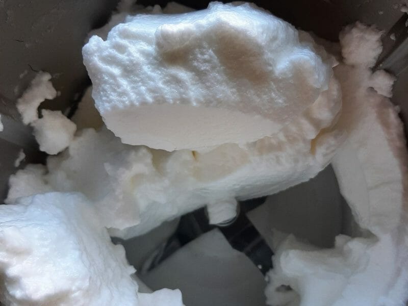 Cliquez pour zoomer ! Blancs en neige Thermomix par Khadikoi