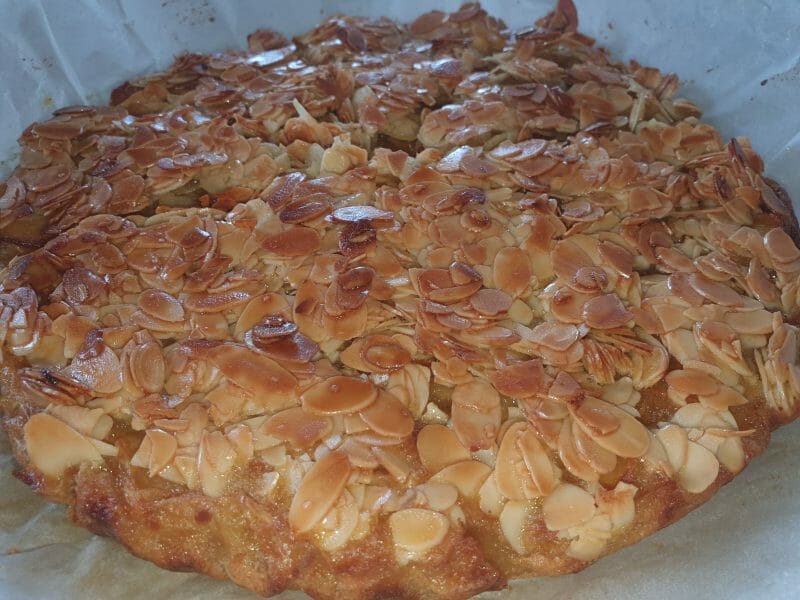 Cliquez pour zoomer ! Grimolle aux pommes et aux amandes Thermomix par Caroline_1001