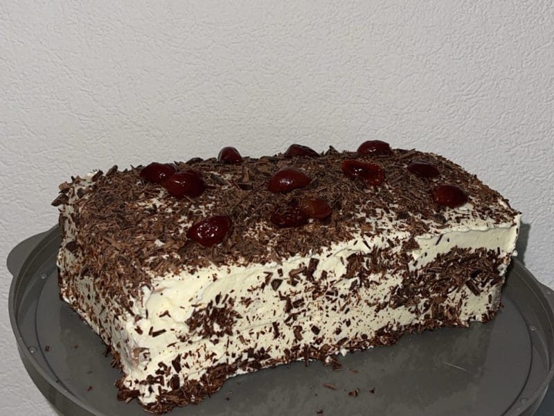 Cliquez pour zoomer ! Bûche forêt noire Thermomix par Camilnasch