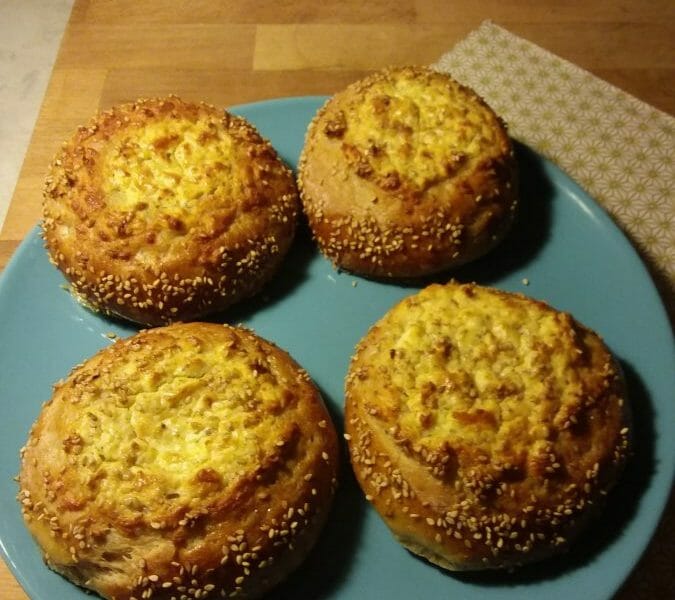 Cliquez pour zoomer ! Poğaça – Petits pains Turcs à la Feta Thermomix par Dauphinlibre
