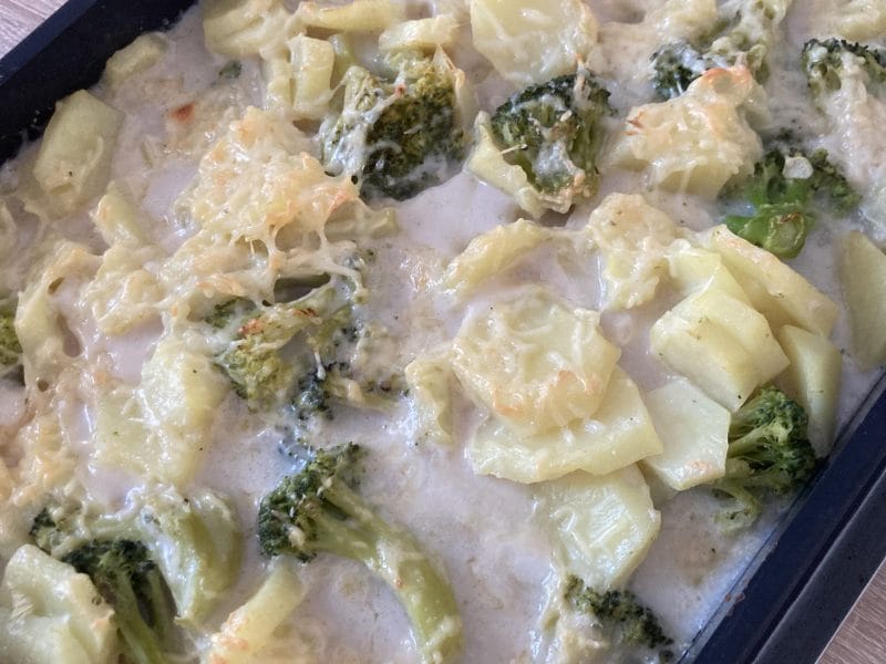 Cliquez pour zoomer ! Gratin de pommes de terre et brocolis Thermomix par NiNi