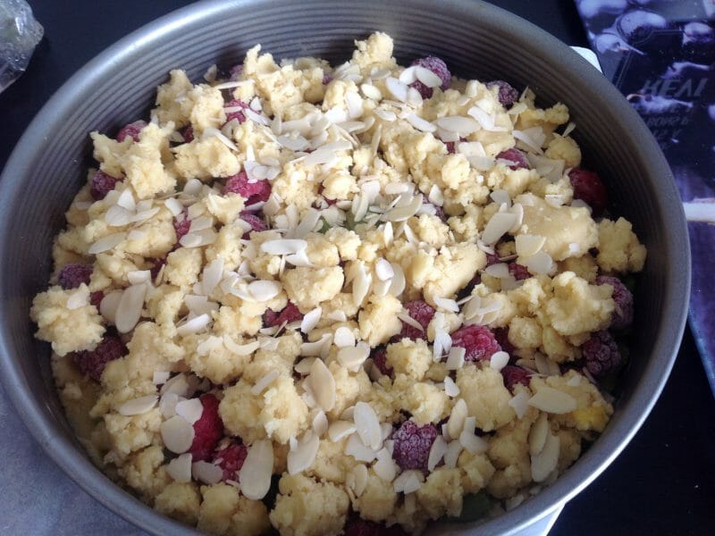 Cliquez pour zoomer ! Cookie-crumble rhubarbe framboises Thermomix par Cathy14