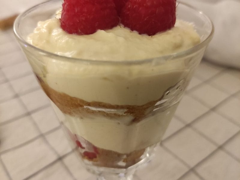 Cliquez pour zoomer ! Tiramisu aux framboises et spéculoos Thermomix par basildu77