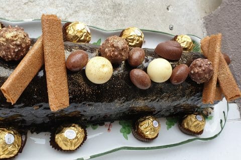 Cliquez pour zoomer ! Bûche Ferrero Rocher Thermomix par angeledg