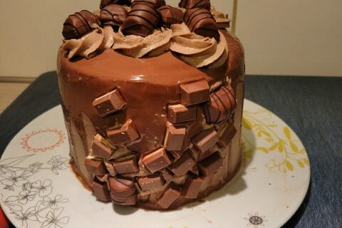 Cliquez pour zoomer ! Layer cake Kinder Bueno Thermomix par Eminaelle