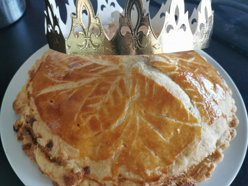 Cliquez pour zoomer ! Galette des rois à la frangipane Thermomix par julie56260