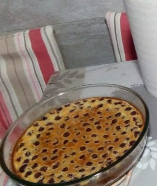 Cliquez pour zoomer ! Clafoutis aux cerises Thermomix par Hind_M_