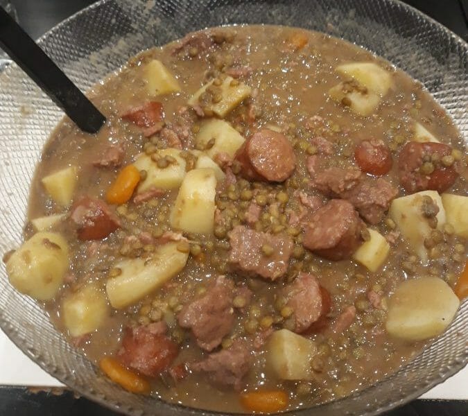 Cliquez pour zoomer ! Lentilles et ses saucisses Thermomix par Sara_2