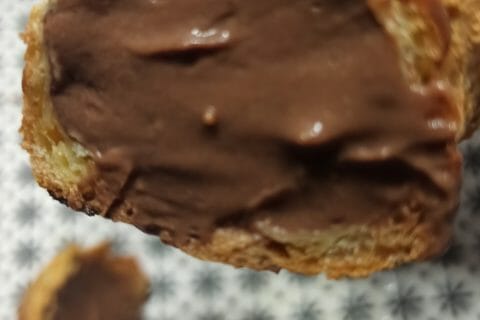 Cliquez pour zoomer ! Éclairs au chocolat Thermomix par vivie1971 @