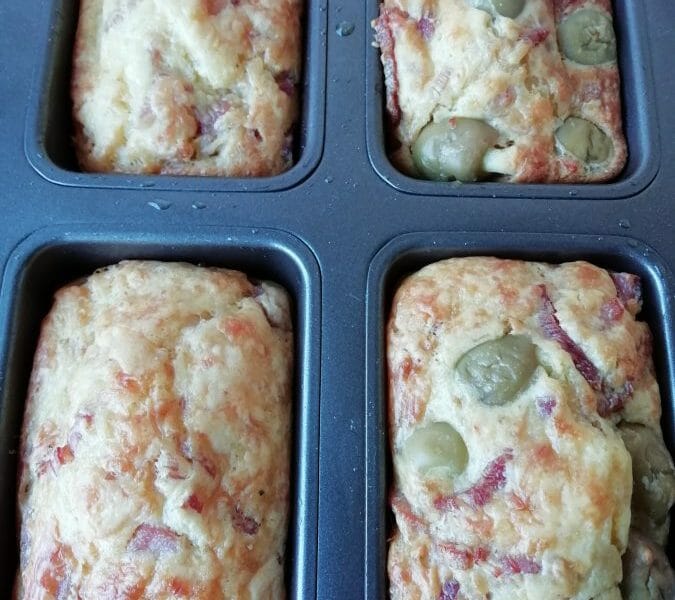 Cliquez pour zoomer ! Cake salé jambon fromage et olives Thermomix par Aurelj69