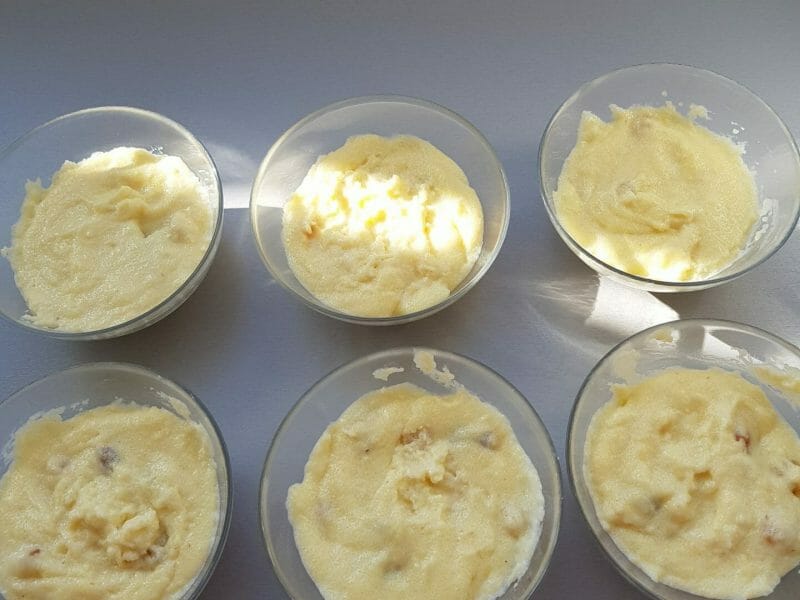 Cliquez pour zoomer ! Gâteau de semoule aux raisins secs Thermomix par Magalie_3