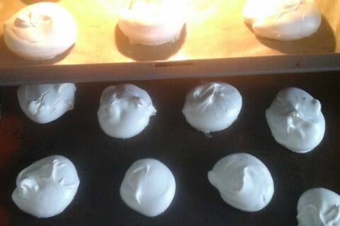 Cliquez pour zoomer ! Meringues Thermomix par Sandrine1405