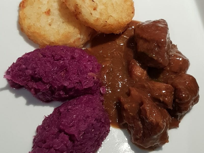 Cliquez pour zoomer ! Chou rouge, lardons et pommes Thermomix par Zounko