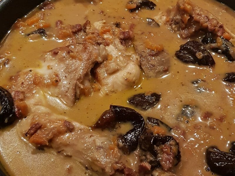 Cliquez pour zoomer ! Lapin aux pruneaux Thermomix par Vtissane