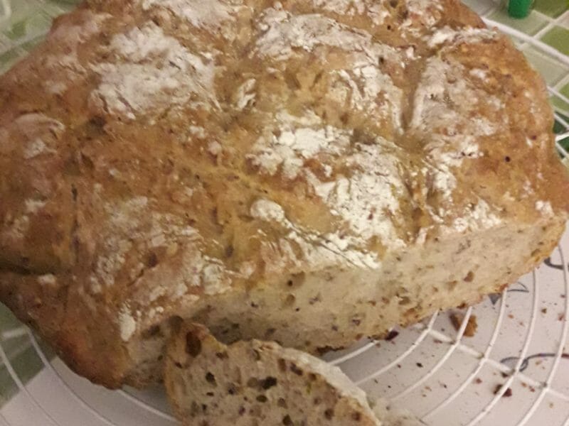 Cliquez pour zoomer ! Pain Cocotte Thermomix par Jacotte21