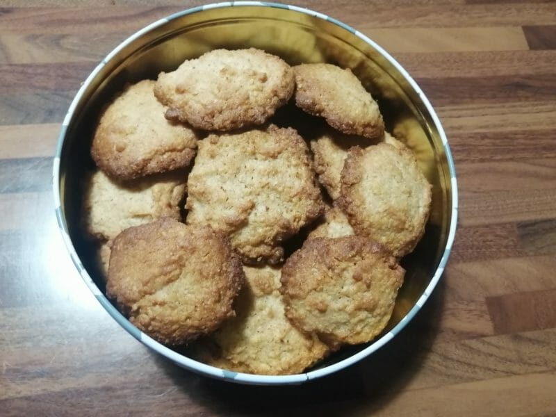 Cliquez pour zoomer ! Biscuits aux flocons d’avoine et amandes Thermomix par Anne