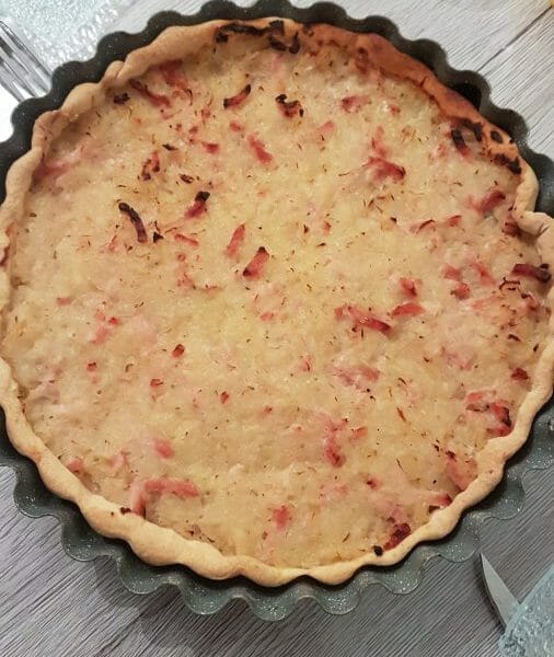 Cliquez pour zoomer ! Tarte aux oignons, lardons et moutarde douce Thermomix par Alexandre_2