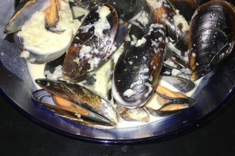 Cliquez pour zoomer ! Moules sauce au roquefort au Thermomix