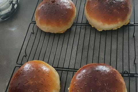 Cliquez pour zoomer ! Pains hamburger Thermomix par Lillie59