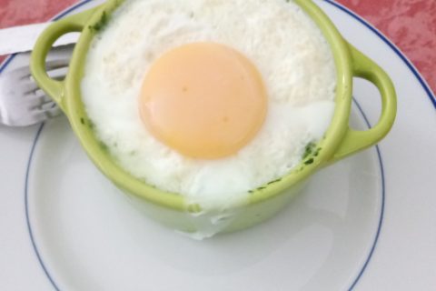 Cliquez pour zoomer ! Oeufs cocotte épinards et chorizo au Thermomix