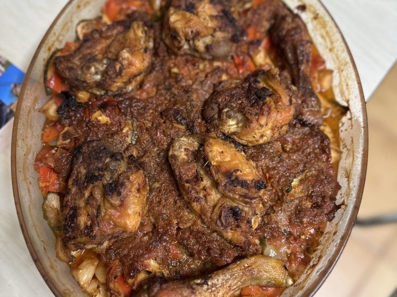 Cliquez pour zoomer ! Poulet aux pommes de terre, poivron et tomates Thermomix par christelle_1235