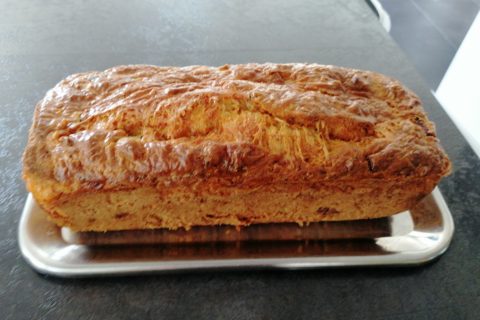 Cliquez pour zoomer ! Cake salé jambon fromage et olives Thermomix par MarinaLTC