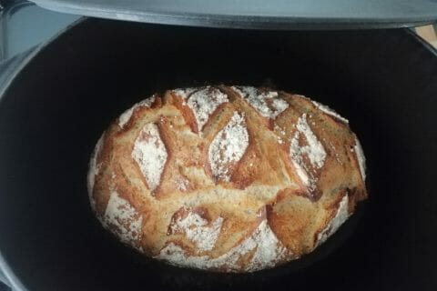 Cliquez pour zoomer ! Pain Cocotte Thermomix par MarinaLTC