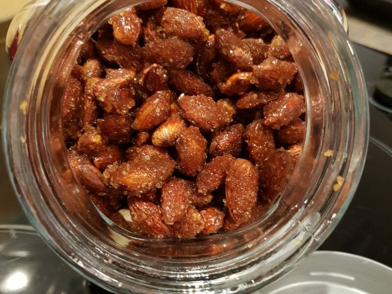 Cliquez pour zoomer ! Amandes grillées à la cannelle et au miel Thermomix par Marie-Ange.homet