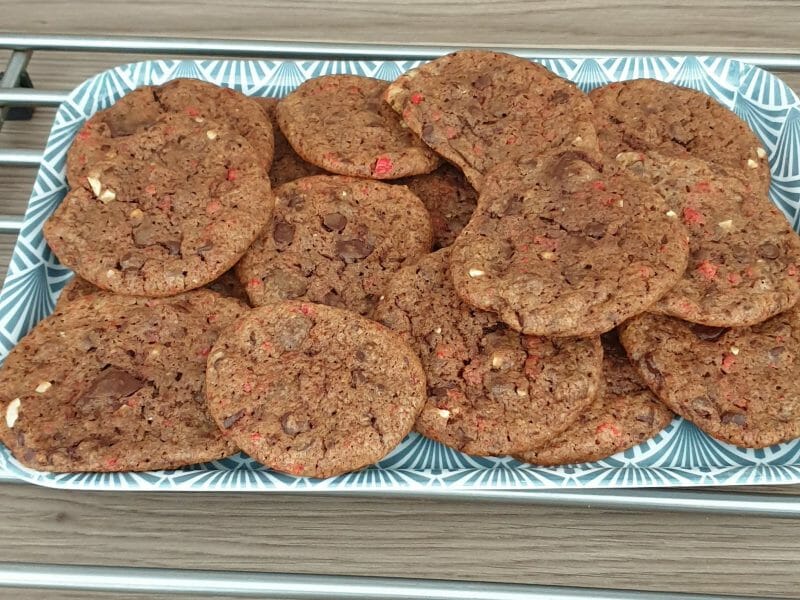 Cliquez pour zoomer ! Cookies aux éclats de pralines roses et pépites de chocolat Thermomix par AB86