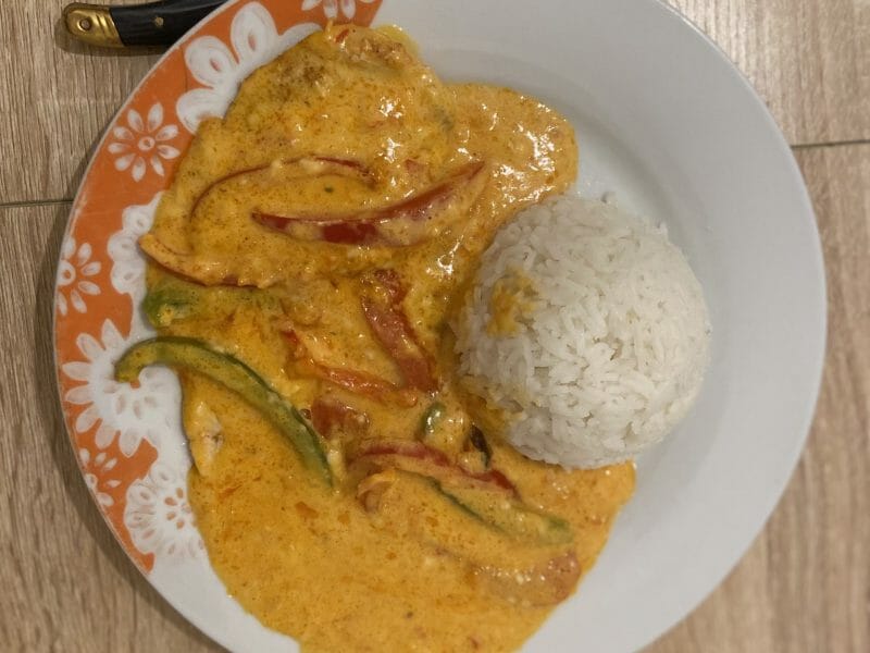 Cliquez pour zoomer ! Poulet à la crème de poivrons Thermomix par Julierom1