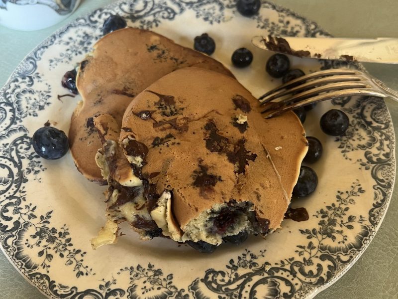 Cliquez pour zoomer ! Pancake myrtilles et pépites de chocolat Thermomix par MarionB51