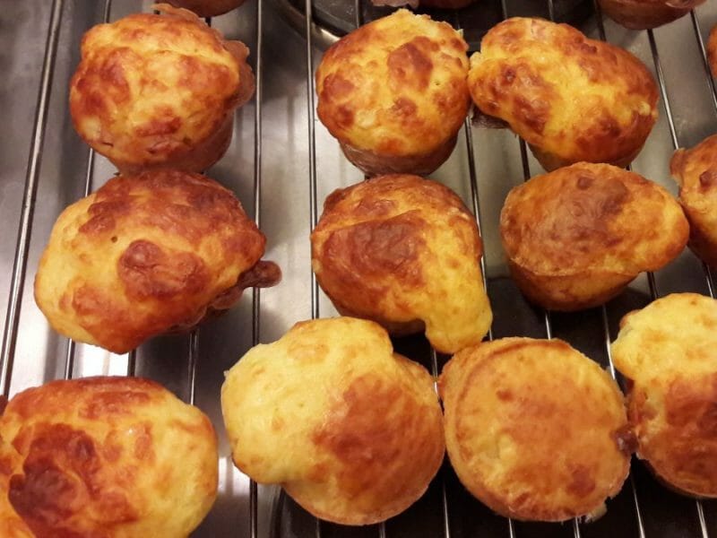 Cliquez pour zoomer ! Mini muffins au comté et aux lardons Thermomix par Isaceu