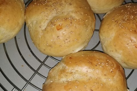 Cliquez pour zoomer ! Pains hamburger Thermomix par Sandra1985