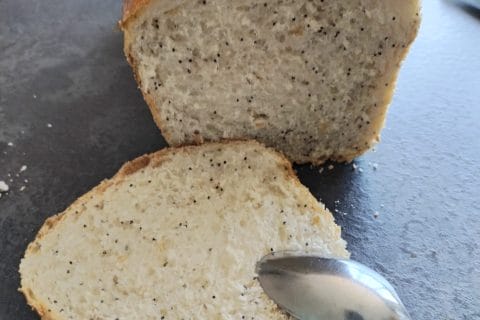Cliquez pour zoomer ! Pain de mie aux blancs d’oeufs et aux graines de céréales Thermomix par emiii19