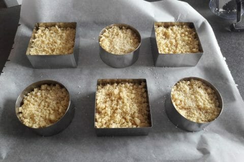 Cliquez pour zoomer ! Crumble aux abricots Thermomix par Stef38230