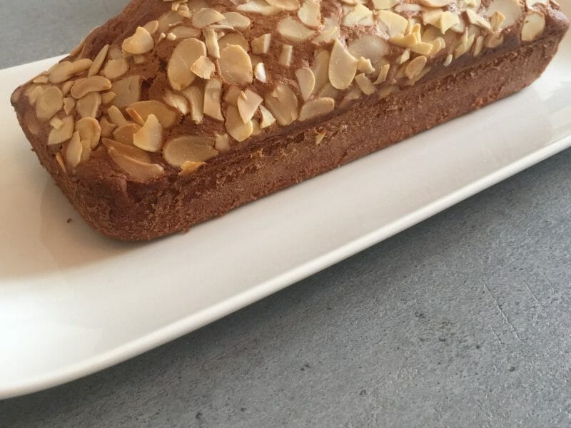 Cliquez pour zoomer ! Cake aux amandes Thermomix par chirine