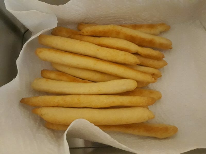 Cliquez pour zoomer ! Gressins parmesan basilic Thermomix par Francoise83