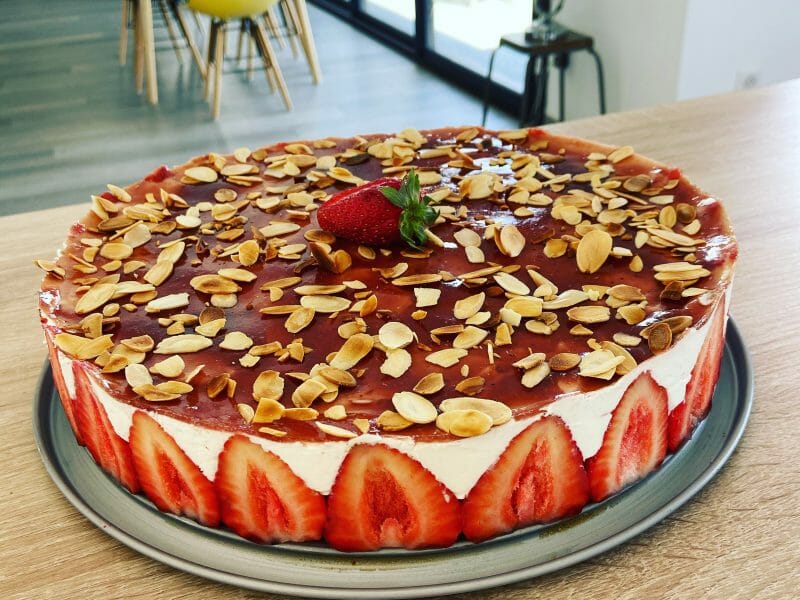 Cliquez pour zoomer ! Fraisier roulé Thermomix par Melanie17220