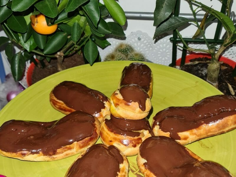 Cliquez pour zoomer ! Éclairs au chocolat Thermomix par Delphine