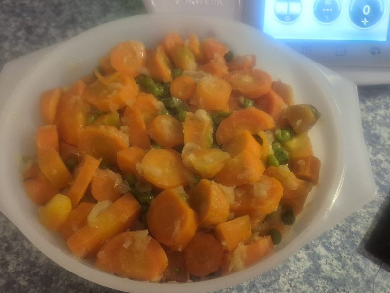 Cliquez pour zoomer ! Carottes aux oignons nouveaux Thermomix par viros