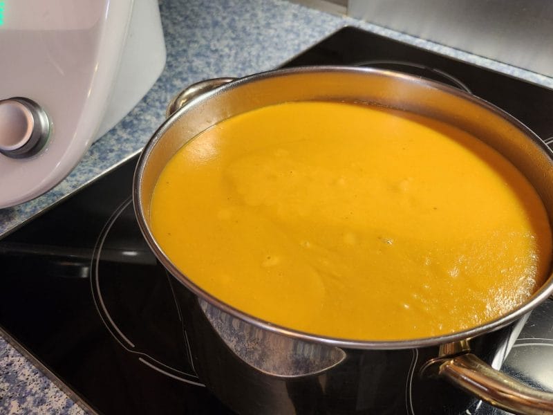 Cliquez pour zoomer ! Soupe de lentilles, pois cassés et poitrine fumée Thermomix par viros